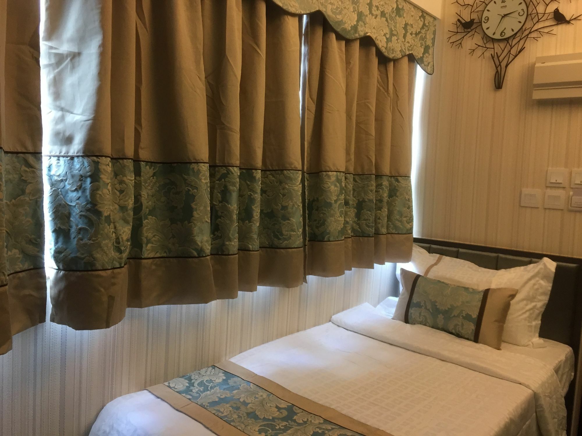 הונג קונג Seasons Hotel מראה חיצוני תמונה