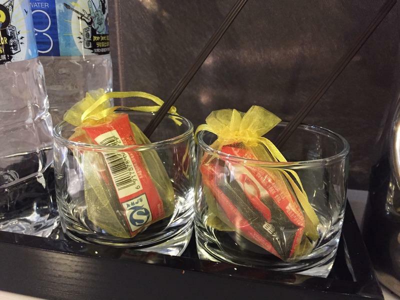 הונג קונג Seasons Hotel מראה חיצוני תמונה